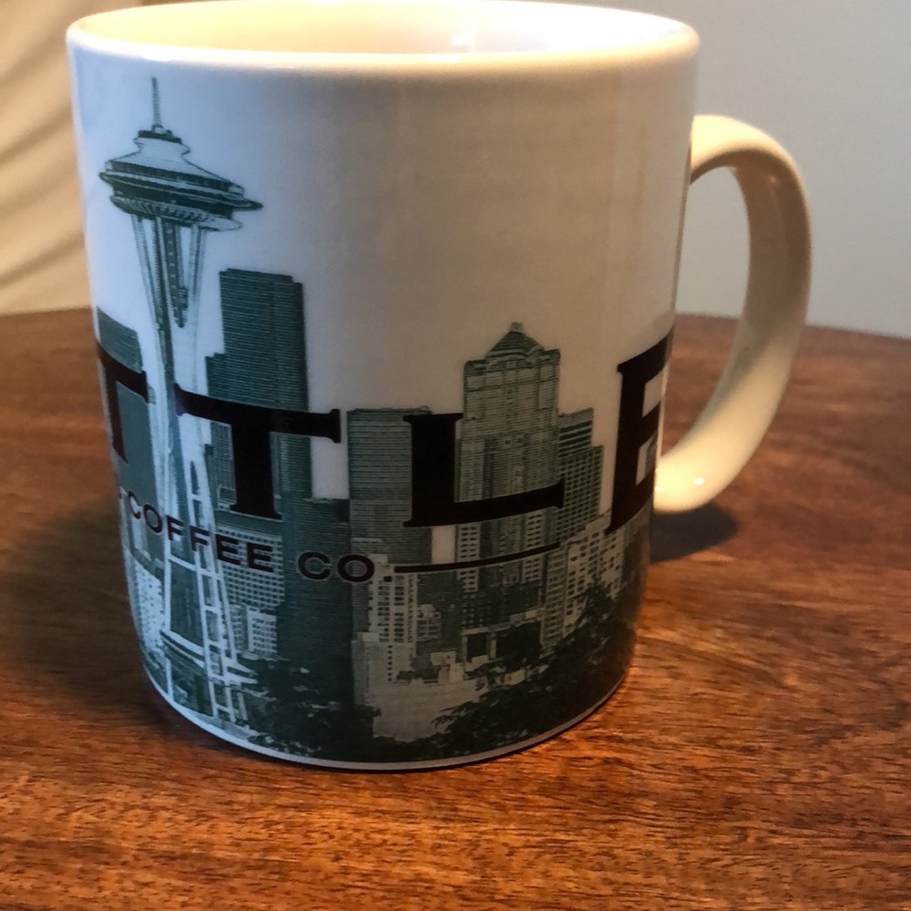 NEW Starbucks Skyline Series Seattle Series One Coffee Mug 18oz